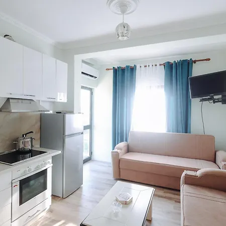 Kejsi Apartament * Golem (Tirana)