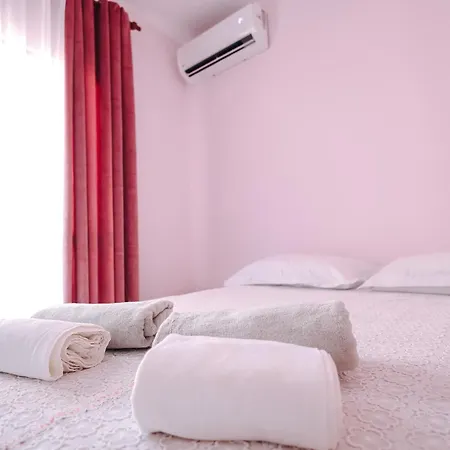 Kejsi Apartament Apartment
